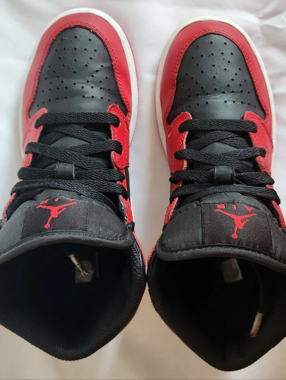 Nike Air Jordan 1 mid, Juniors size 4Y, red/black/white